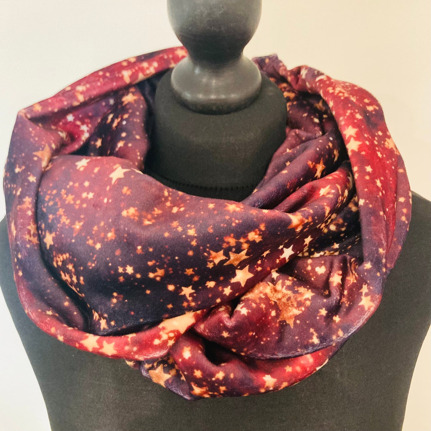 Super-soft "squish" infinity scarf