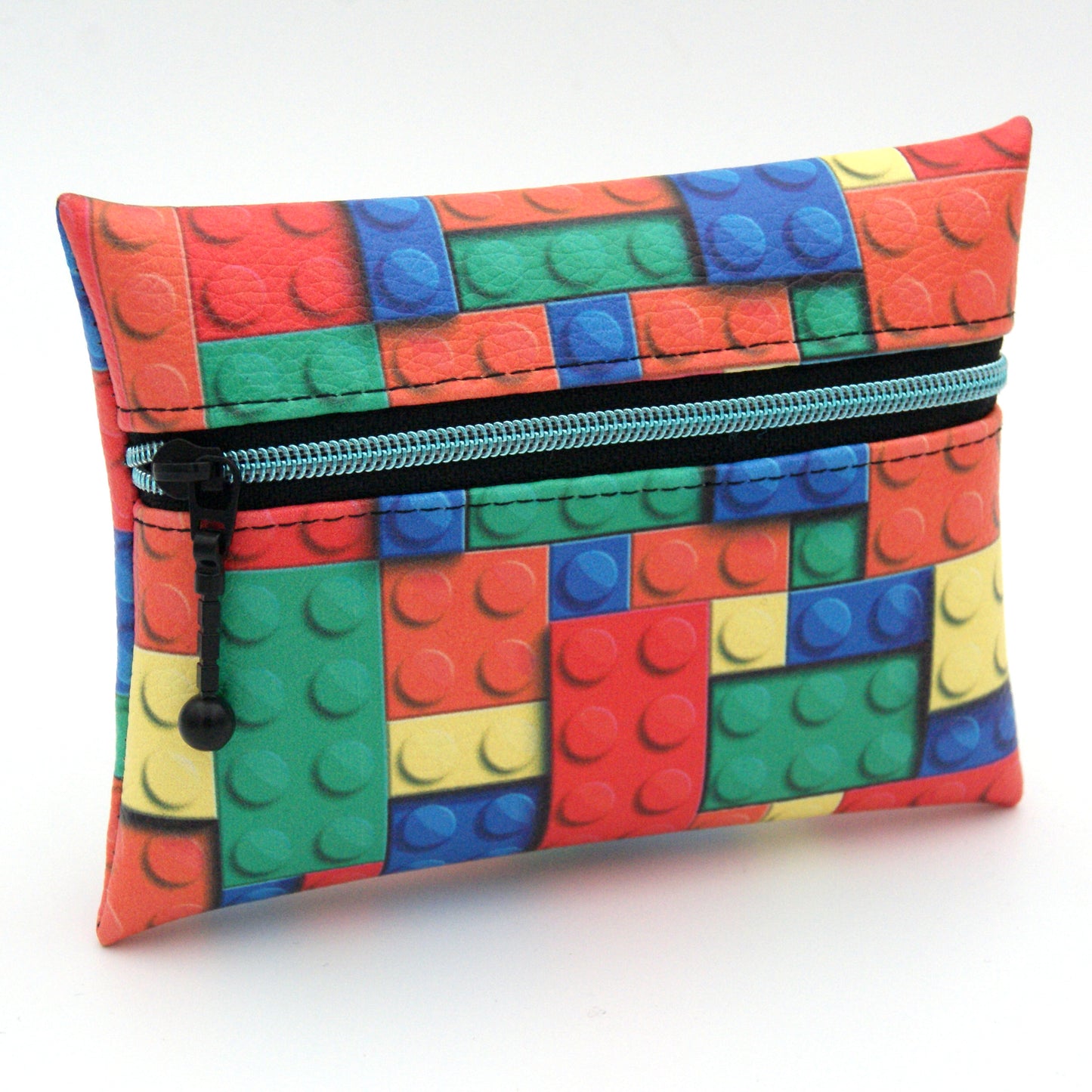 Simple zip pouch