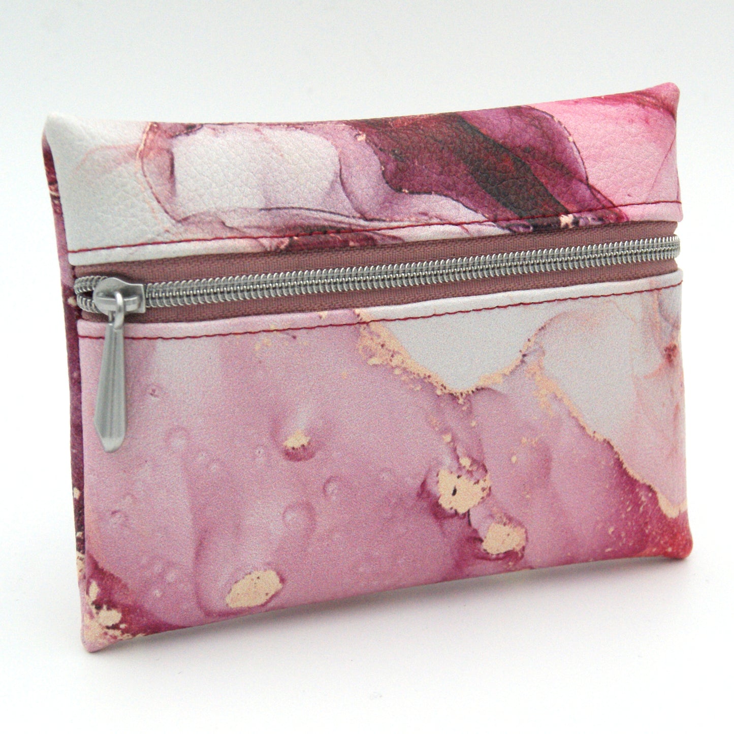Simple zip pouch