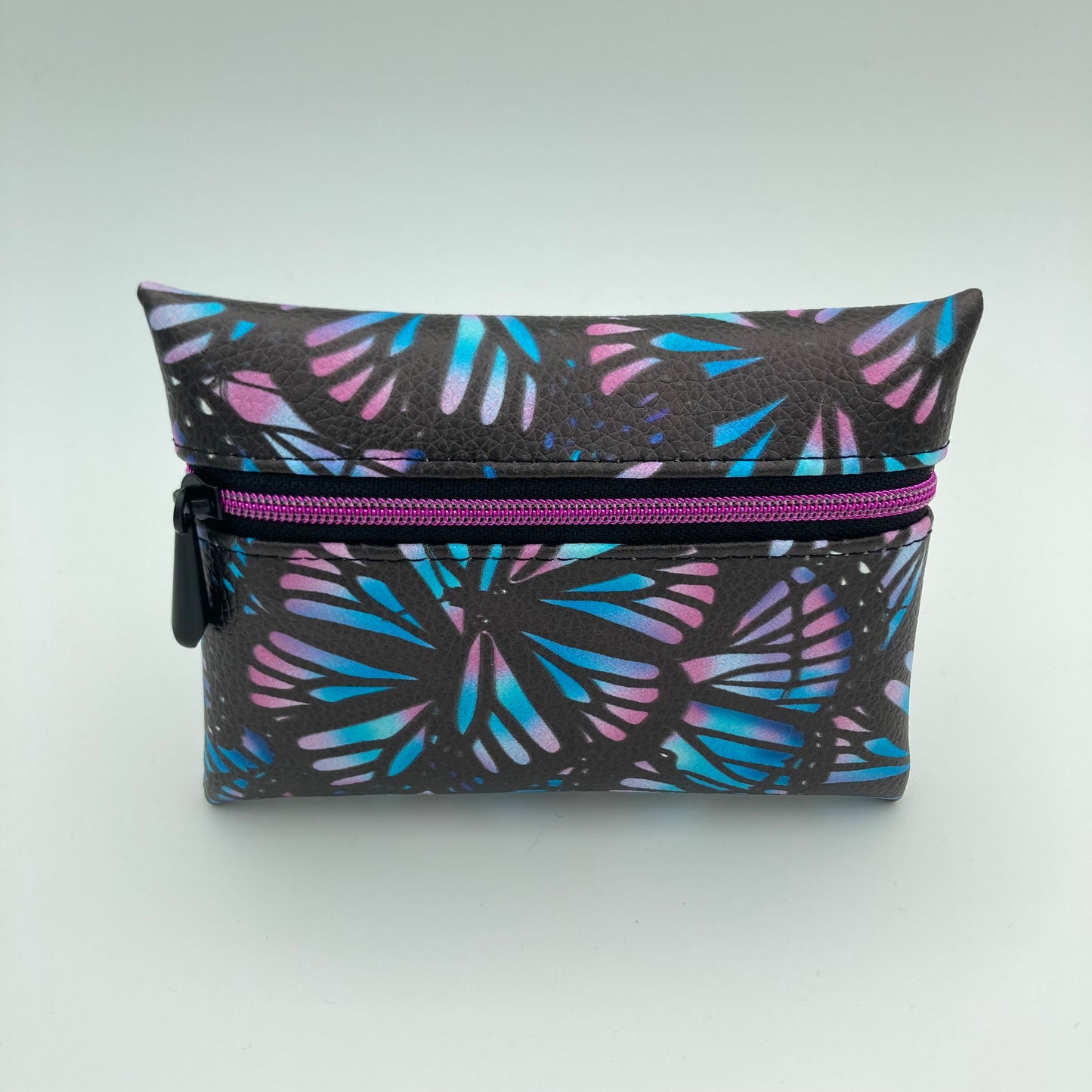 Simple zip pouch