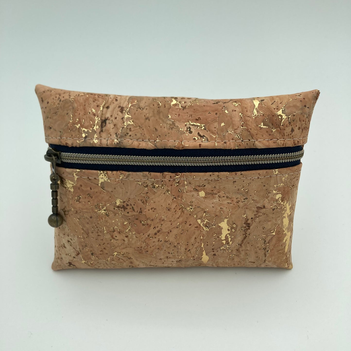 Simple zip pouch